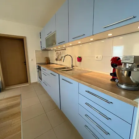 Apartment Ines Baska Voda